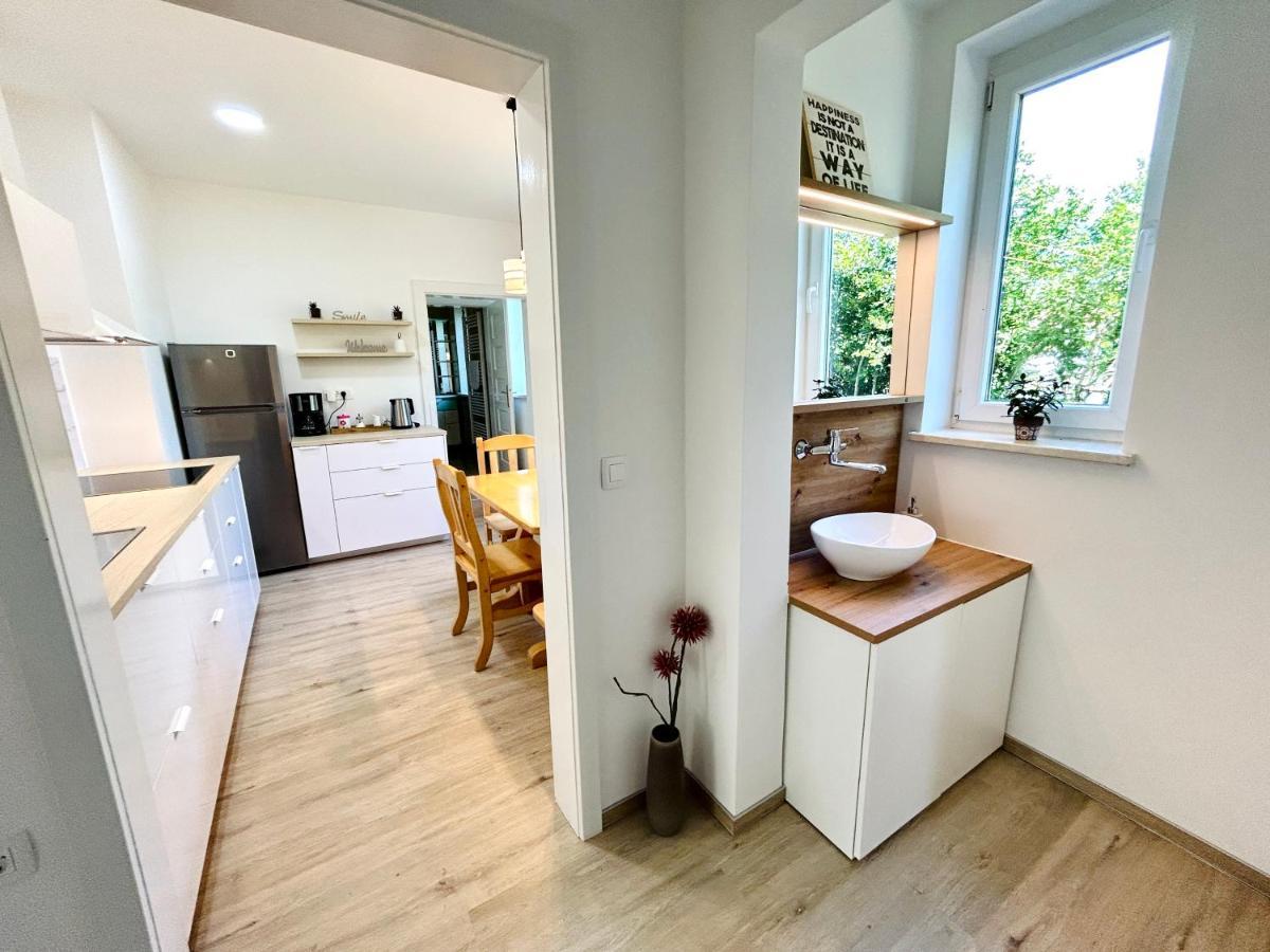Creekside House K Apartment *
